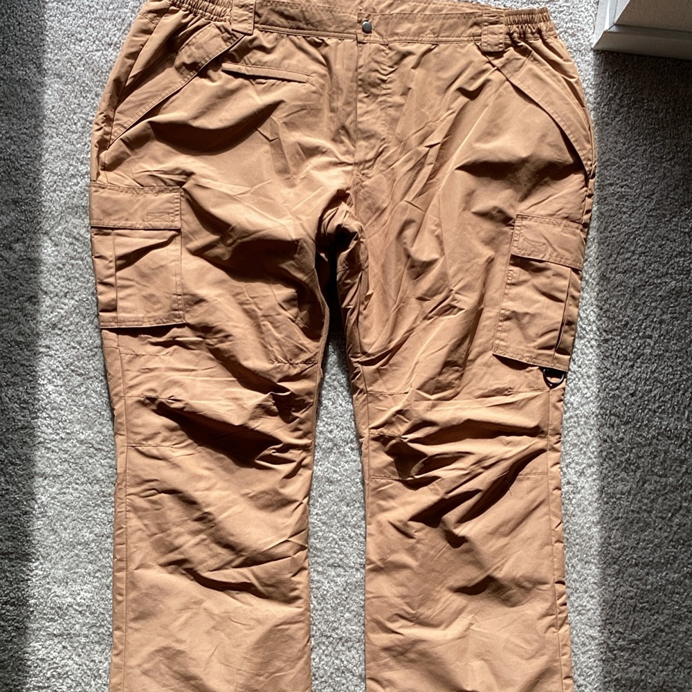 SIZE 3X, Stylish Men's Brown Cargo Style SNOW Pants - See photos